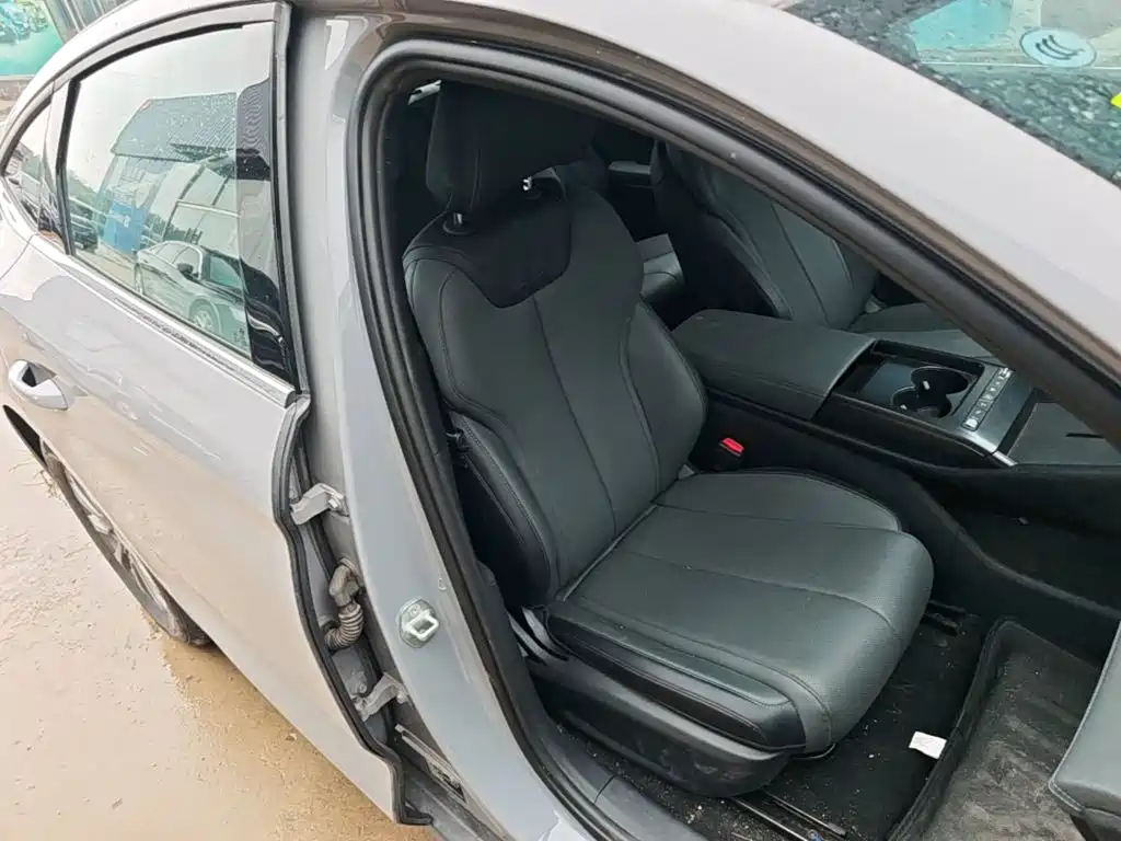 BYD Qin L 2026 2026 DM-i 128KM Progressive