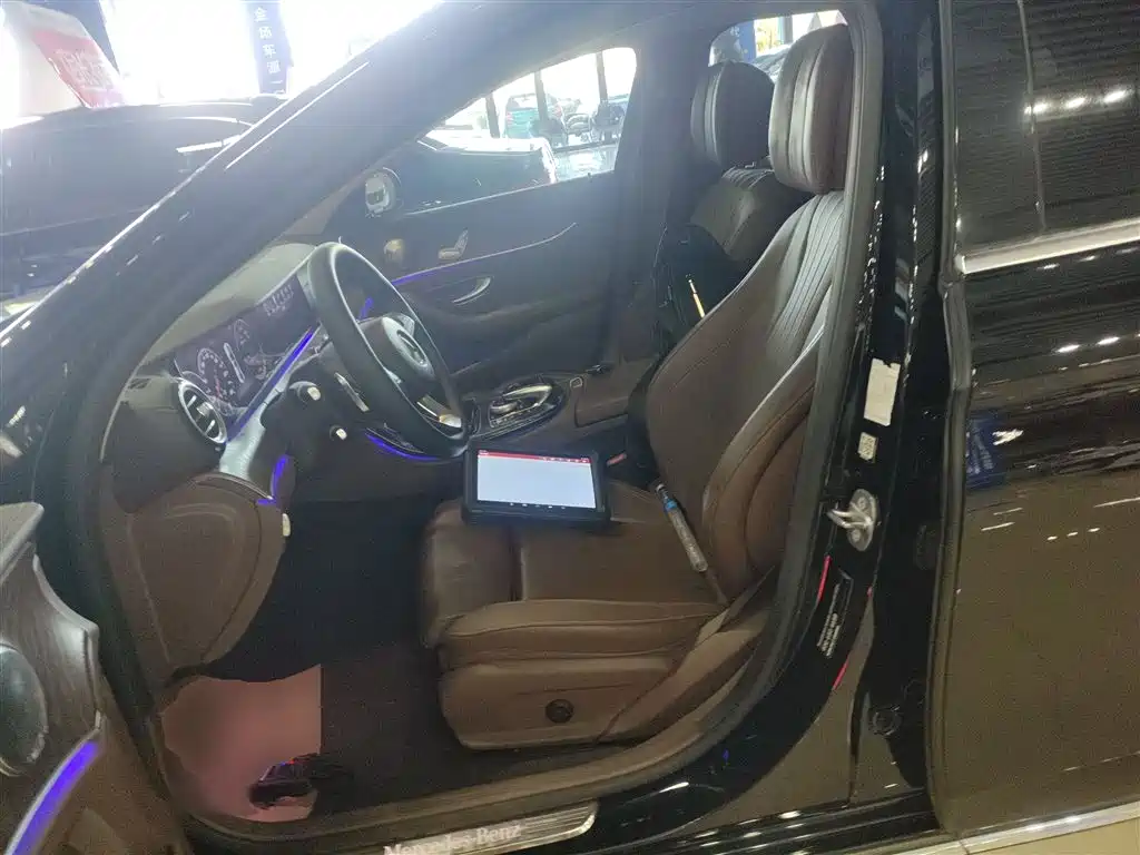 Mercedes-Benz E-Class 2016 E 200 L фото 15