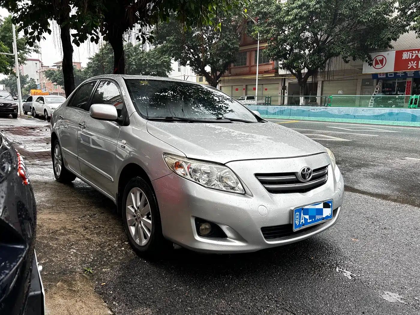 Toyota Corolla 2009 1.8L Automatic GLX-i Special Anniversary Edition фото 2