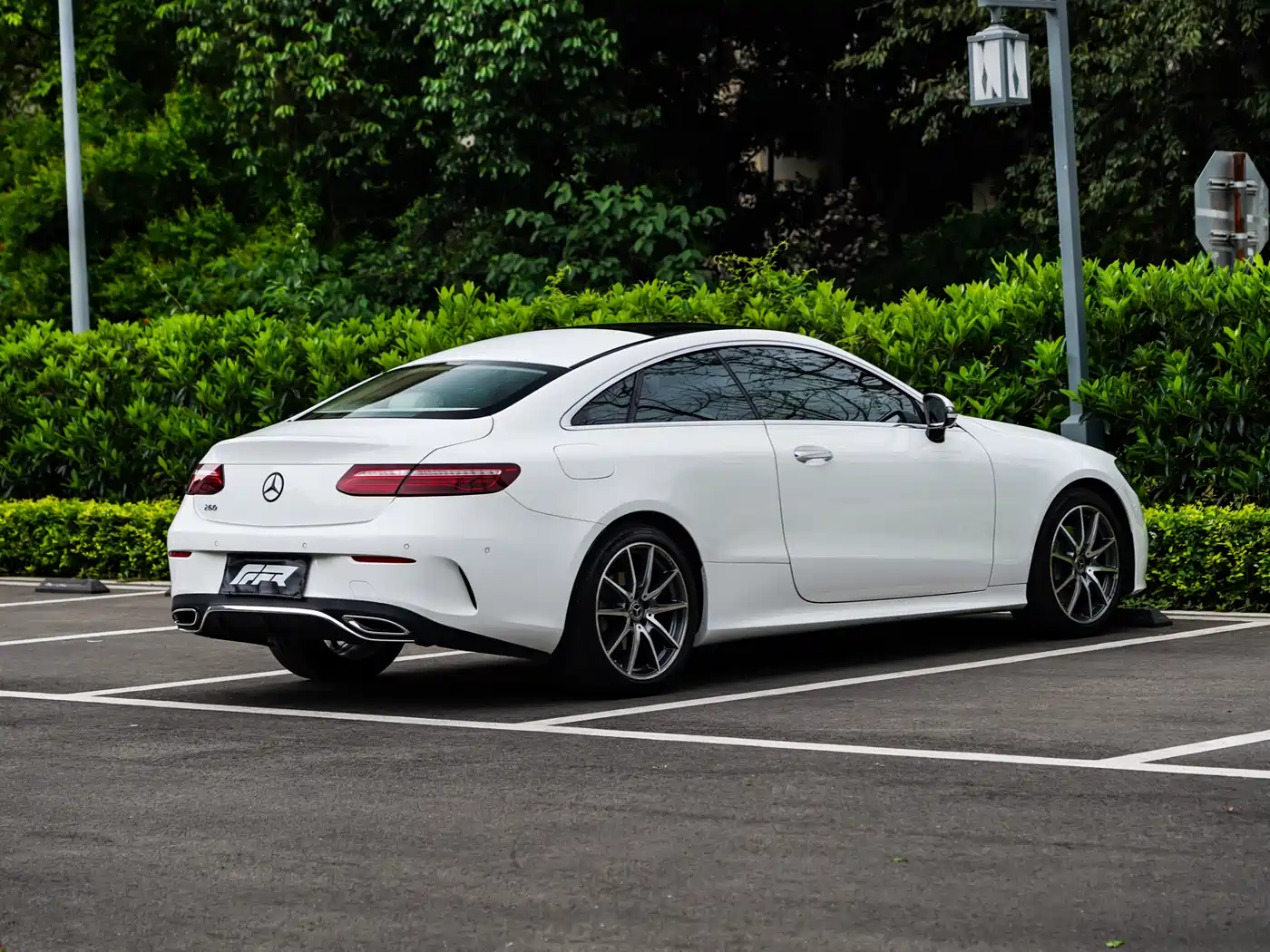 Mercedes-Benz E-Class (Import) 2023 E 260 Coupe фото 10