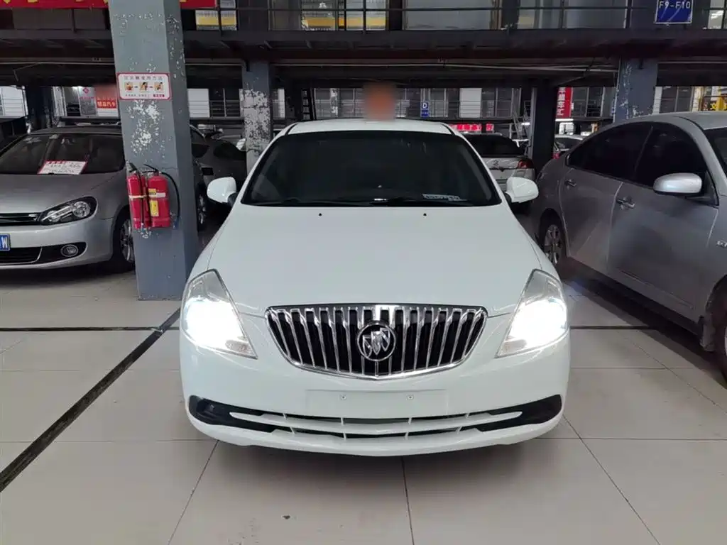 Buick Excelle 2015 1.5L Automatic Classic фото 3