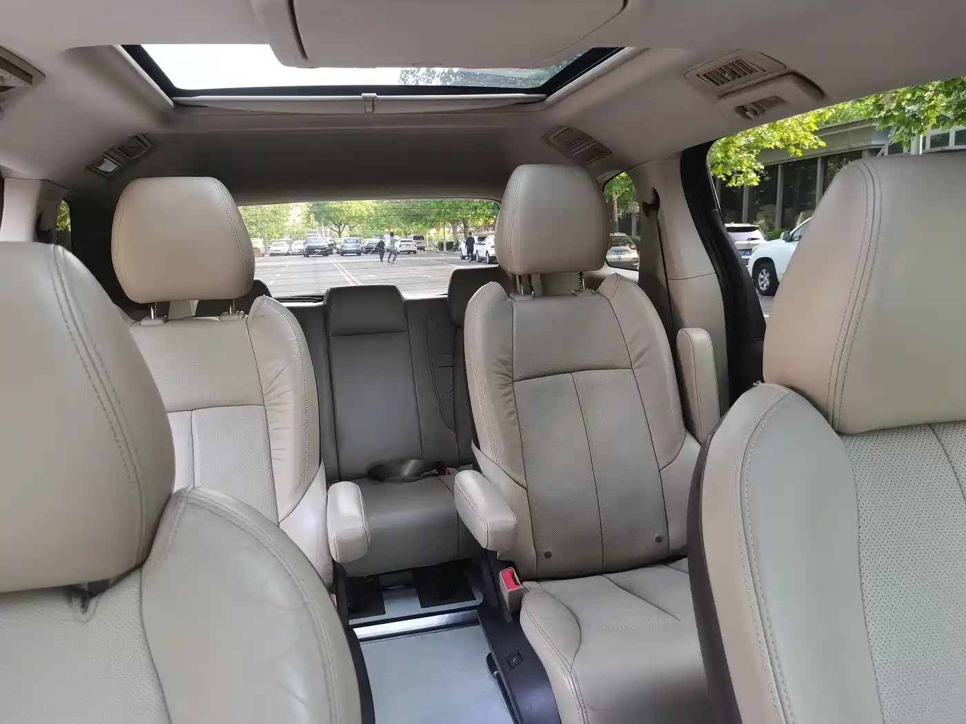 Buick GL8 2013 3.0L XT Luxury Business Flagship Edition фото 32