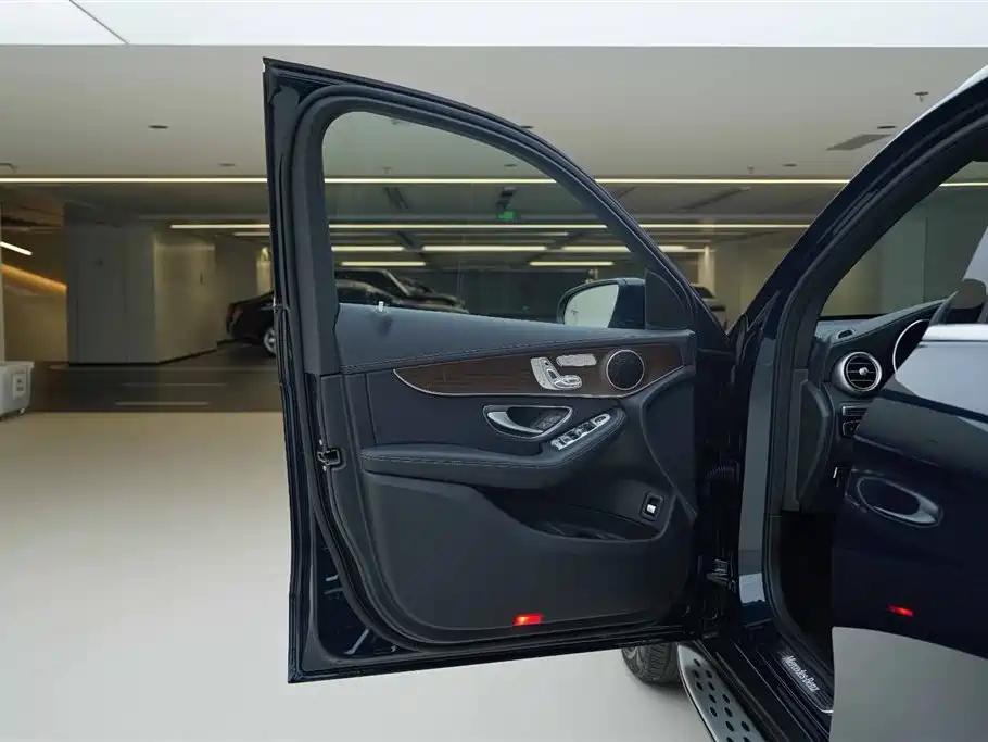 Mercedes-Benz GLC 2022 Model GLC 300 L 4MATIC Dynamic Edition фото 14
