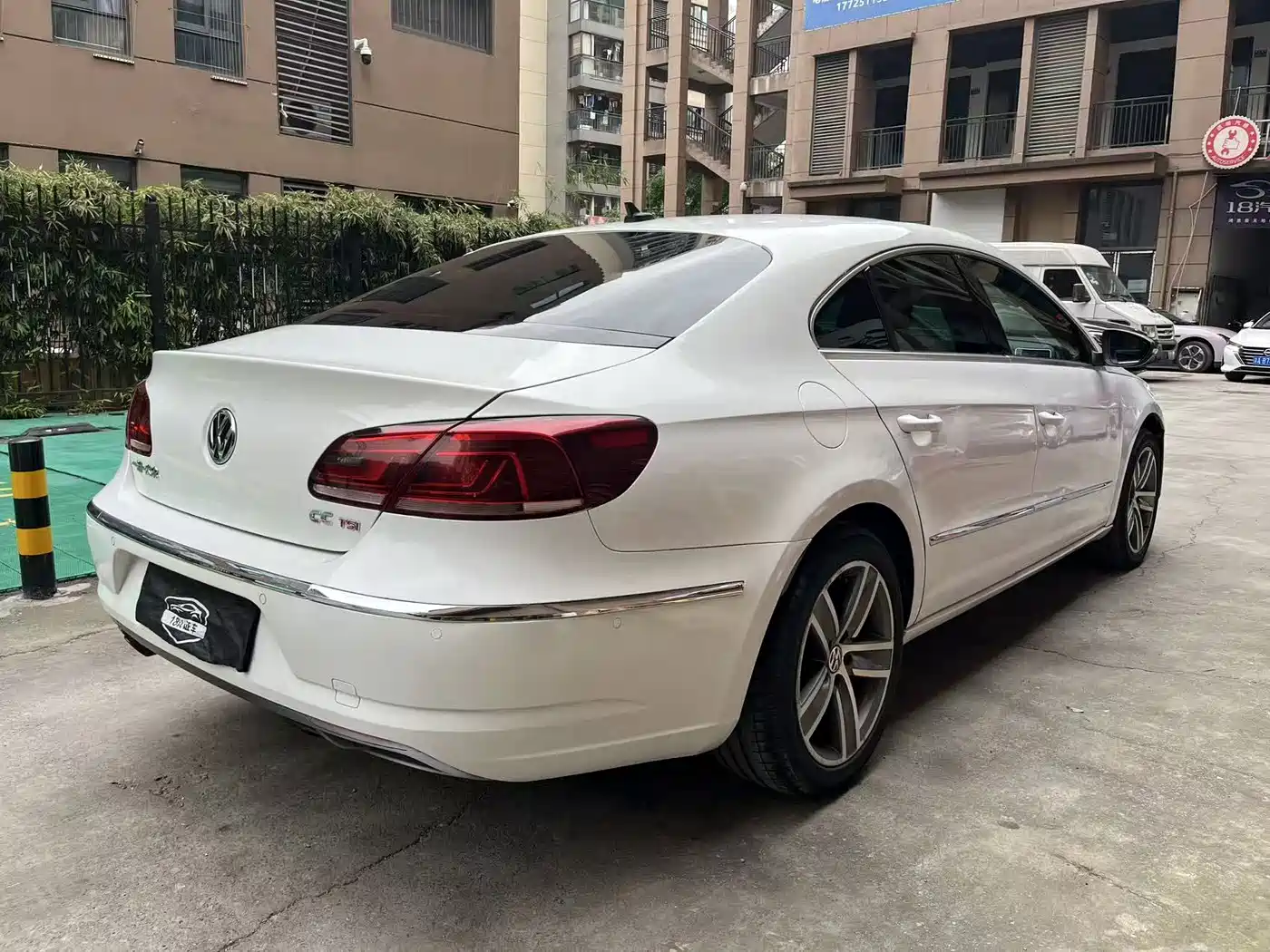 Volkswagen FAW-Volkswagen CC 2015 2.0TSI Luxury фото 4