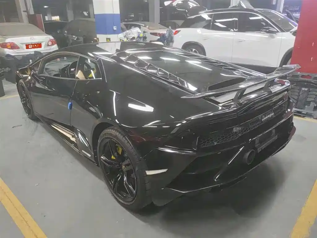 Lamborghini Huracán 2020 Huracán EVO RWD фото 5