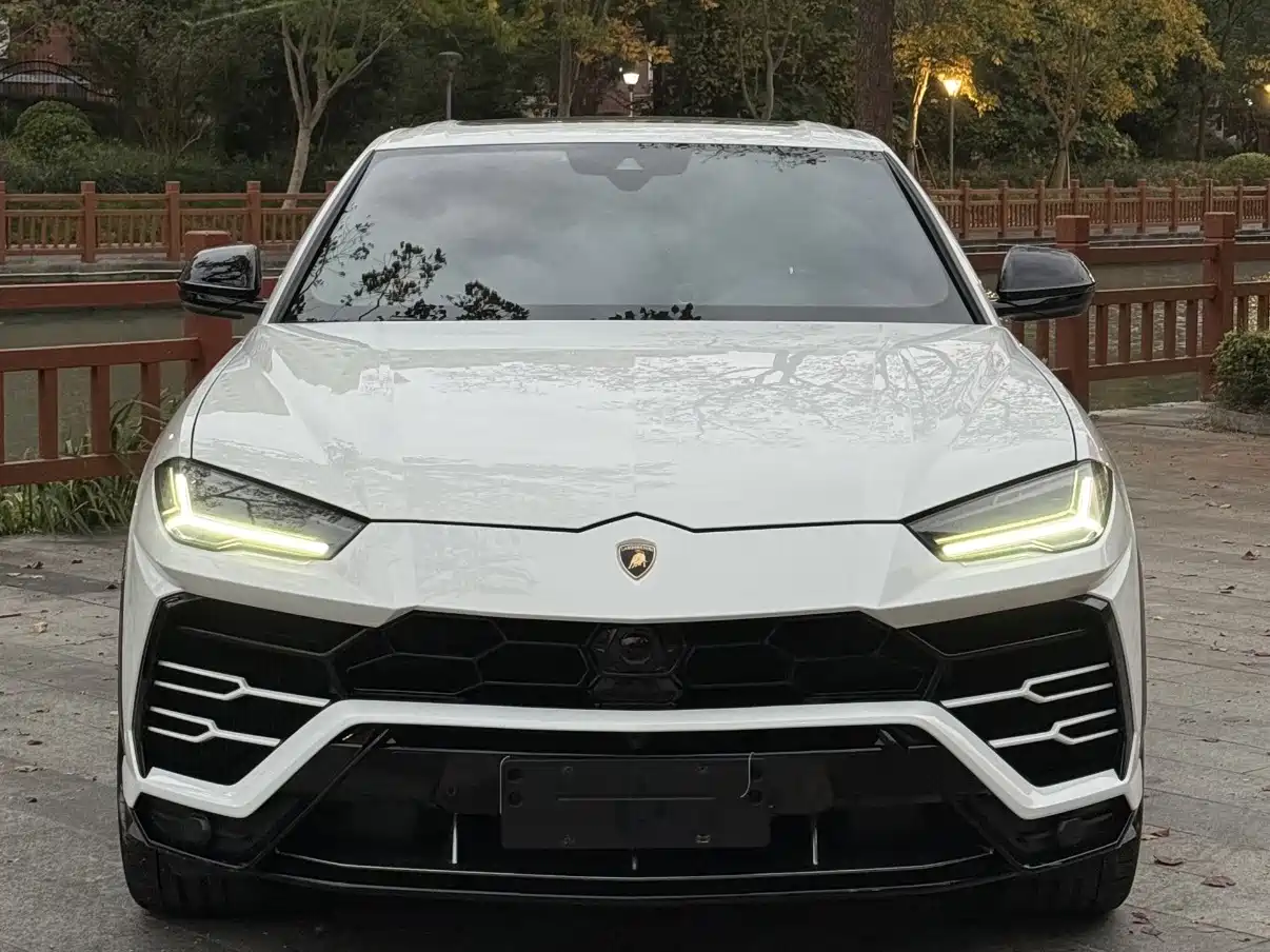 Lamborghini Urus 2019 2018 4.0T V8