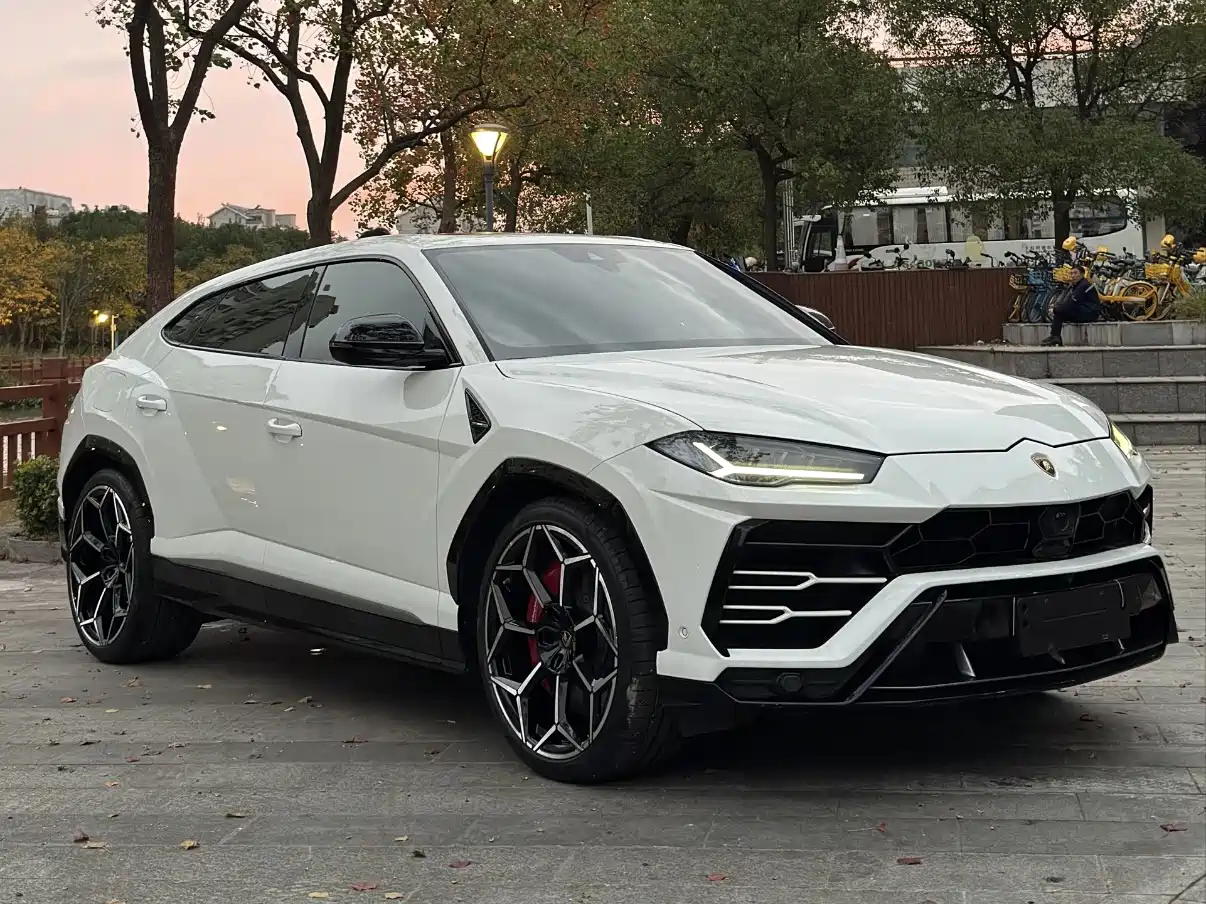 Lamborghini Urus 2019 2018 4.0T V8