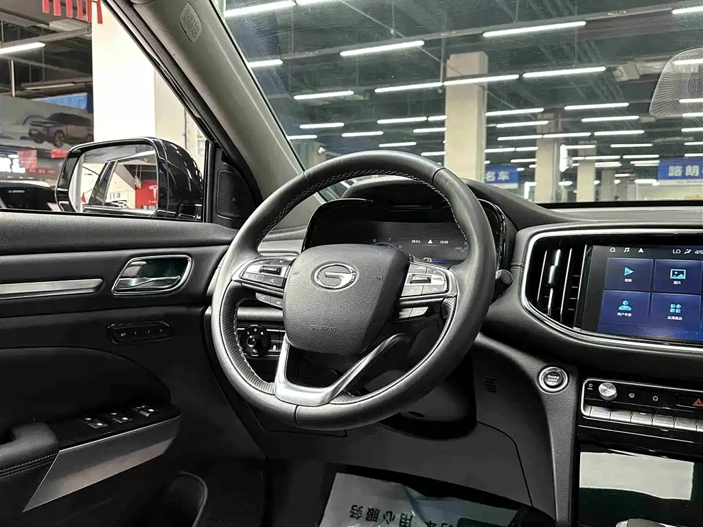 GAC Trumpchi Trumpchi GS8 2020 390T 2WD Luxury Smart Connect Anniversary Edition (7-Seater) фото 7