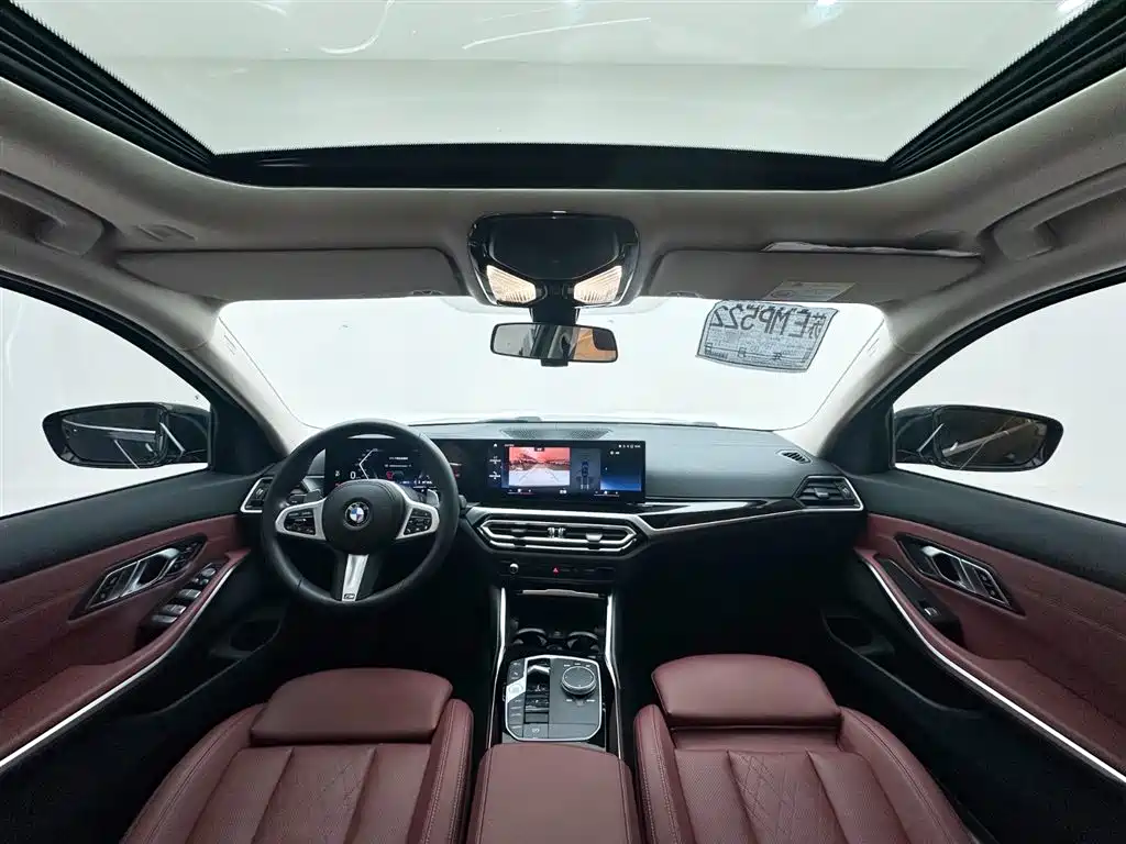 BMW 3 Series 2023 320Li M Sport Package фото 11