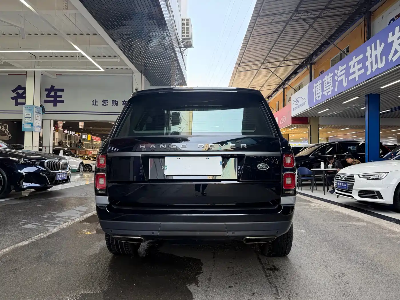 Land Rover Range Rover 2019 3.0 SCV6 Heritage Edition фото 25