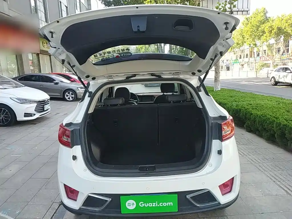Zotye T300 2018 2017 1.5T CVT Executive