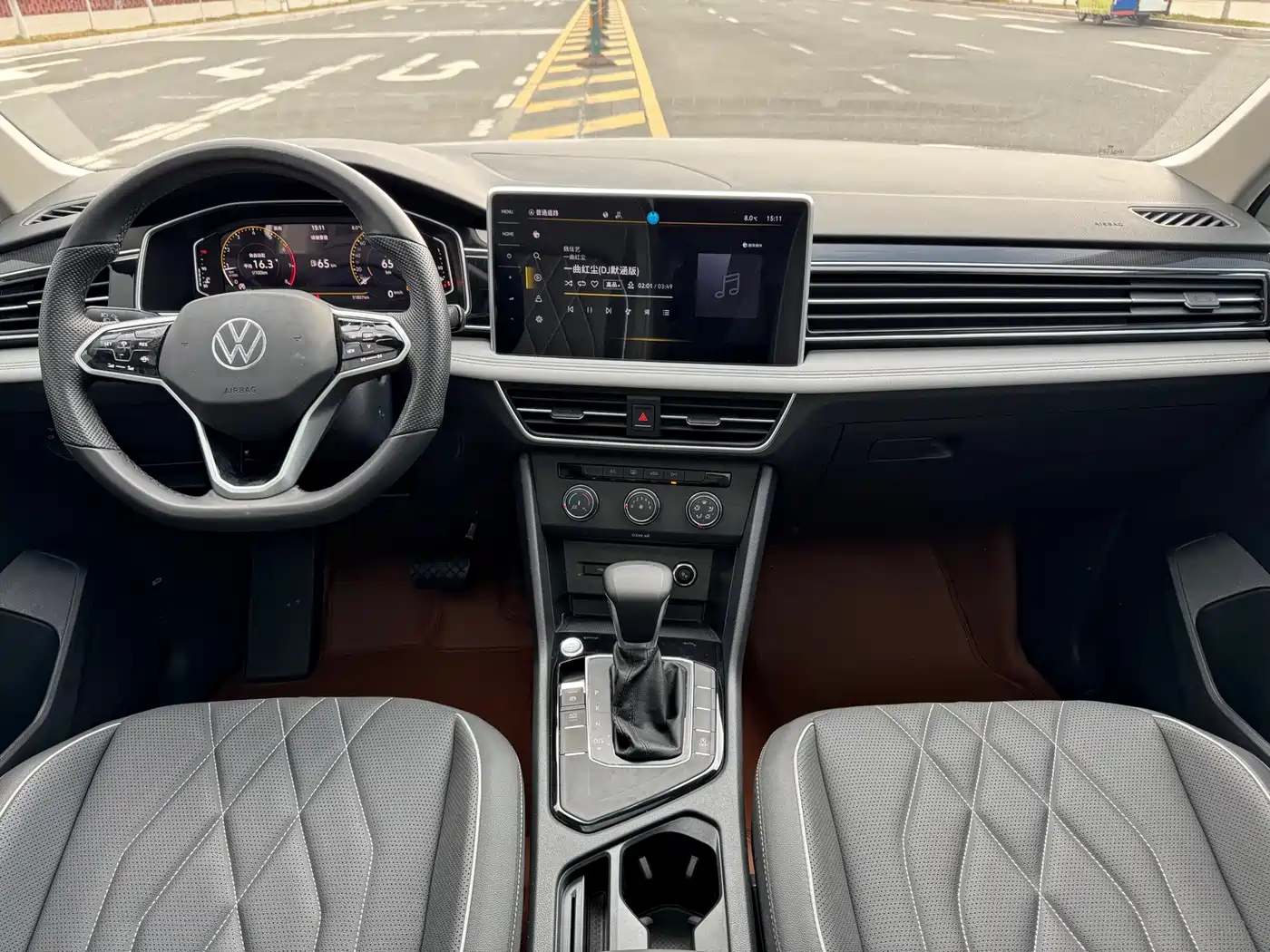 Volkswagen Tiguan L 2023 280TSI 2WD Trend Limited Edition фото 16