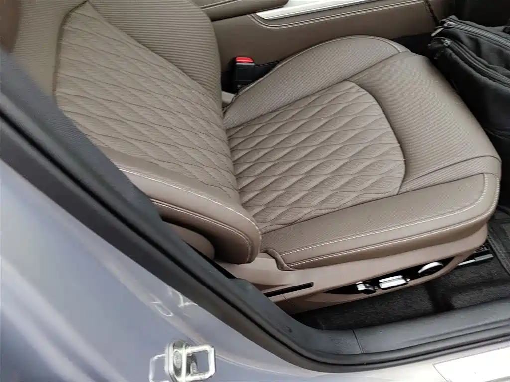 BYD Han 2026 DM-i Smart Driving Edition 245km Premium фото 23