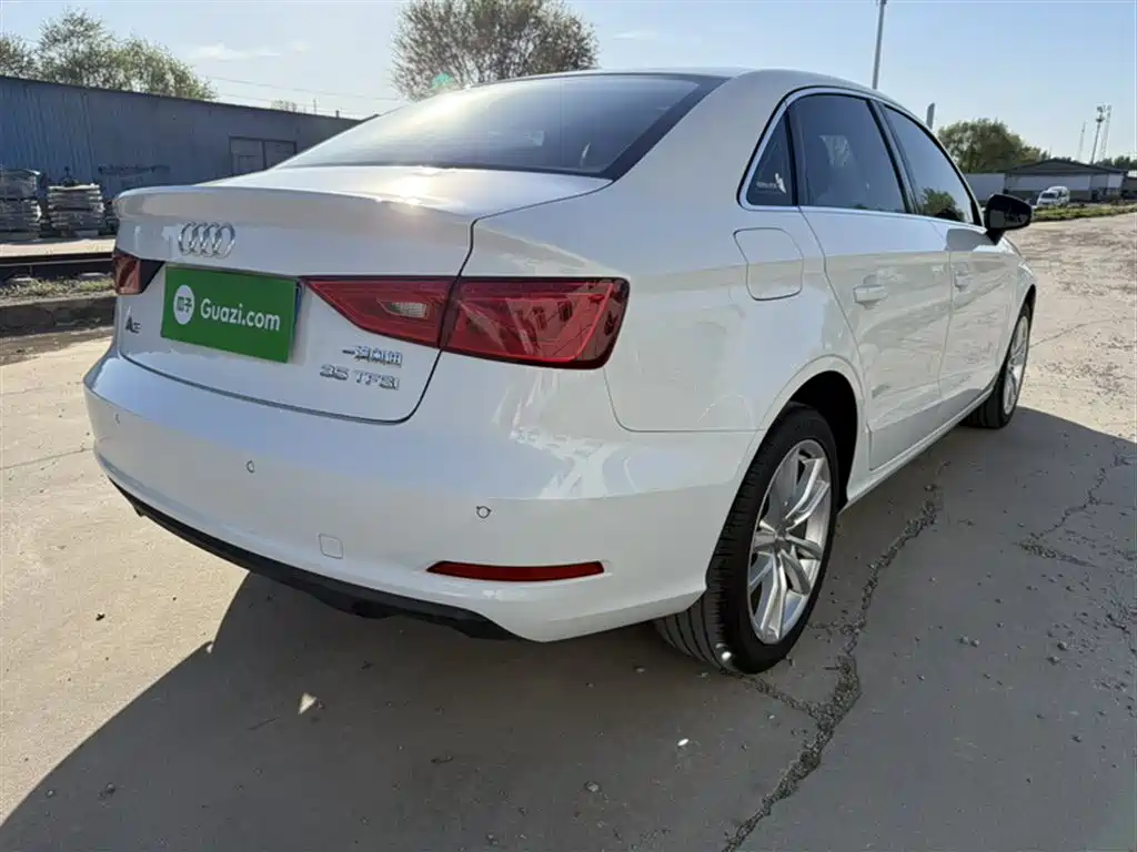 Audi A3 2015 Limousine 35 TFSI Millionth Anniversary Comfort Enjoyment Type фото 6