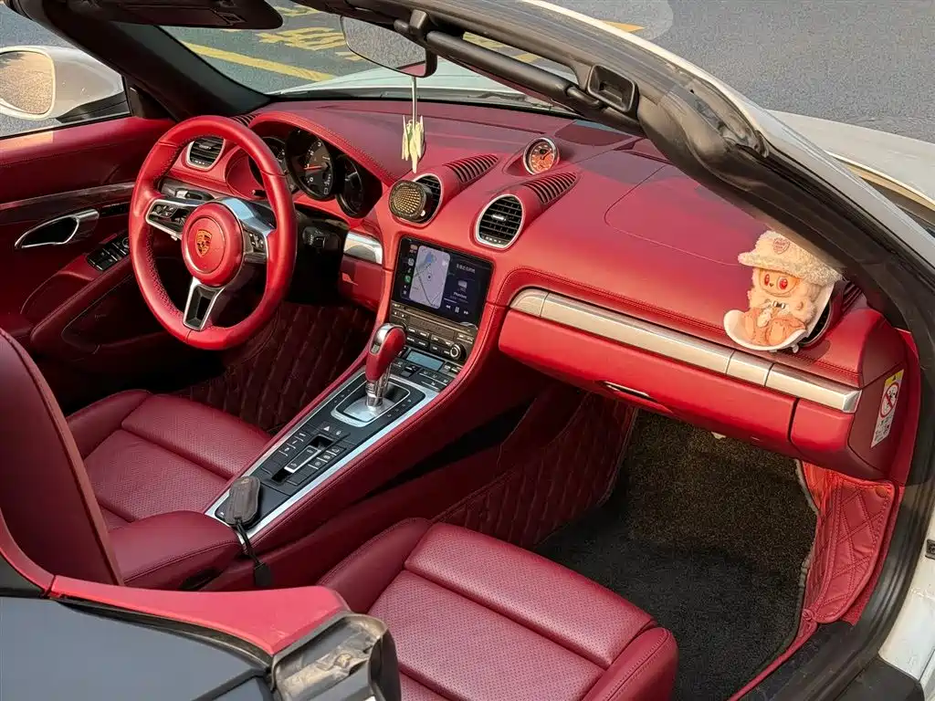 Porsche 718 2018 Boxster 2.0T фото 8