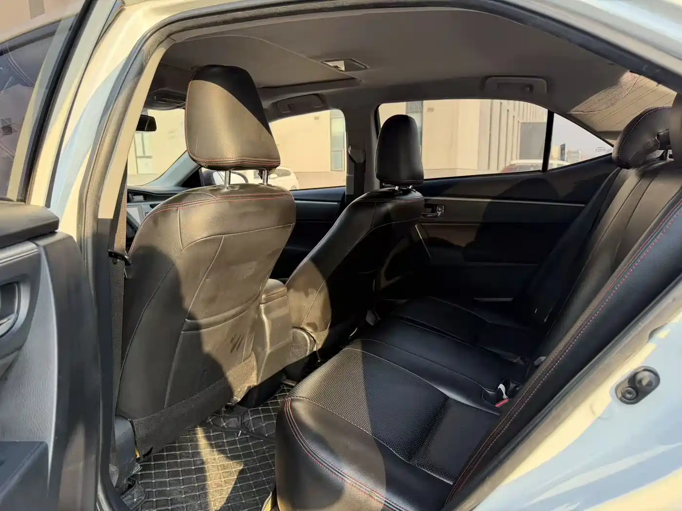 Toyota Levin 2016 1.6G CVT Elite Edition фото 6