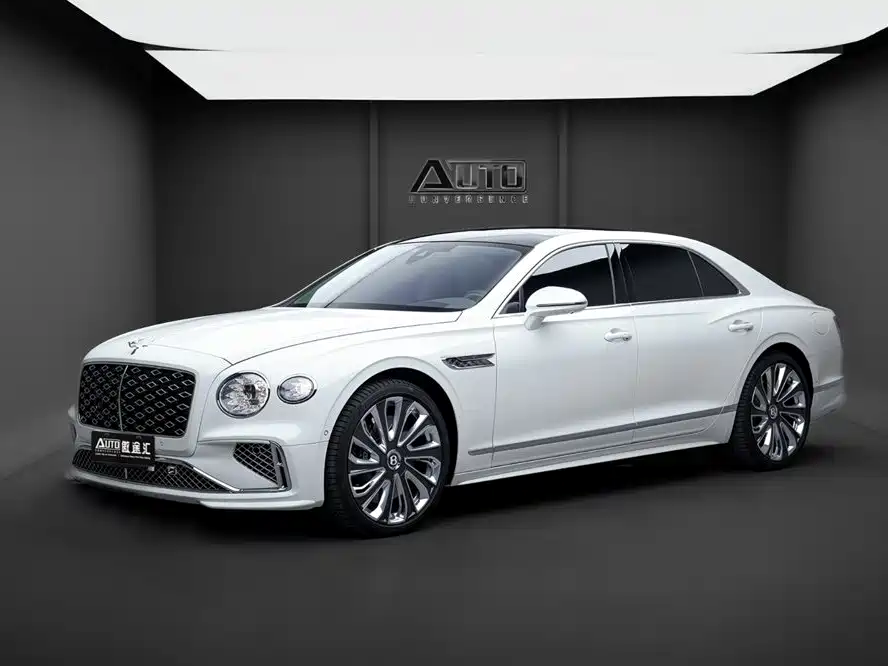 Bentley Flying Spur Plug-in Hybrid 2025 Model Year 4.0T V8 Mulliner