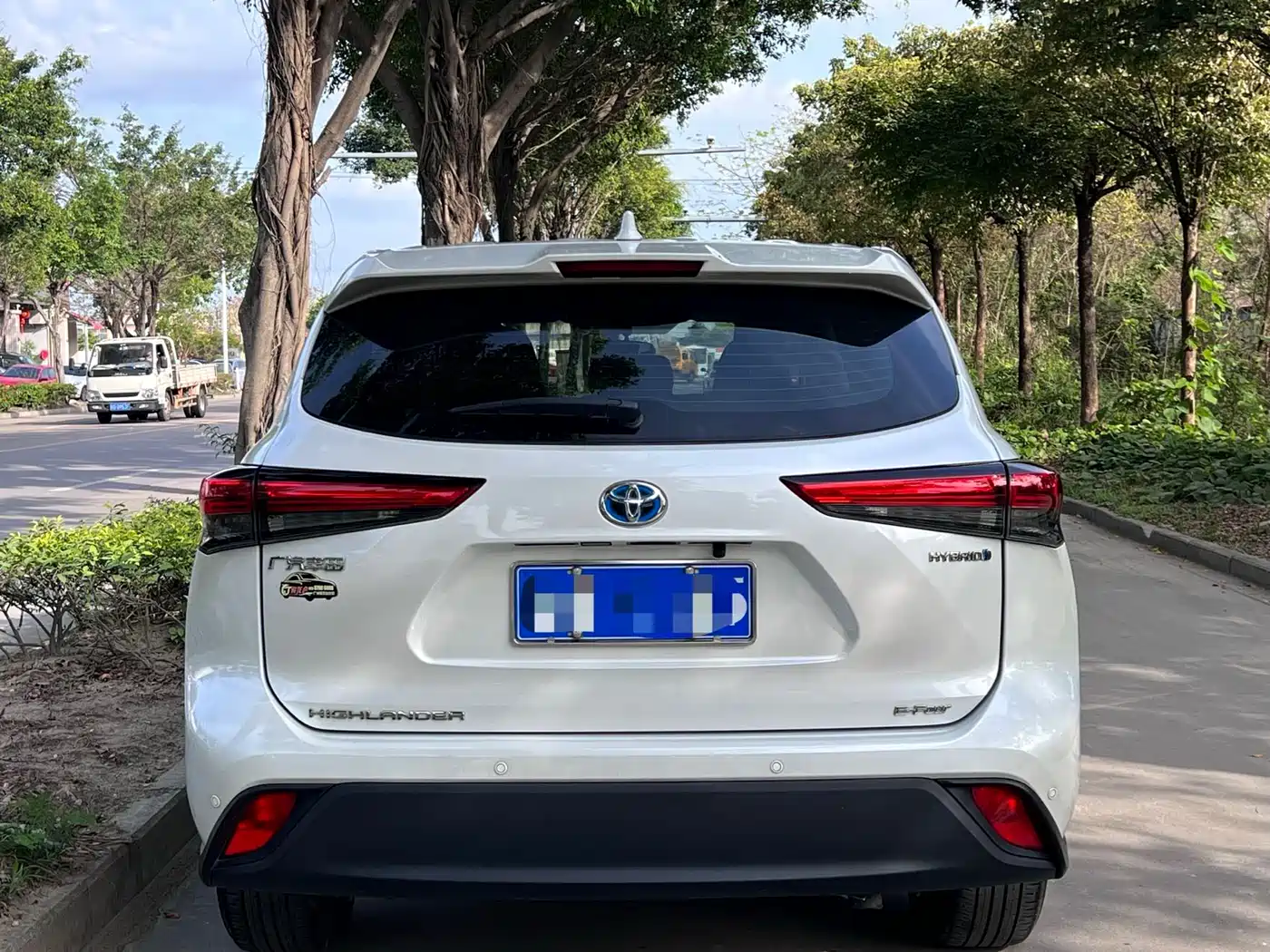 TOYOTA HIGHLANDER