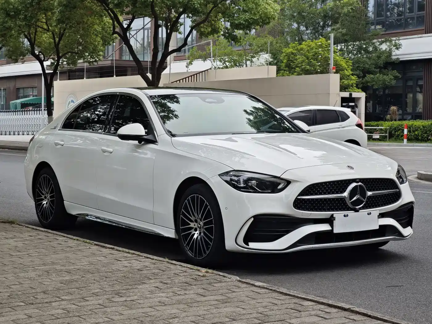 Mercedes-Benz C-Class 2023 C 260 L Sport фото 3