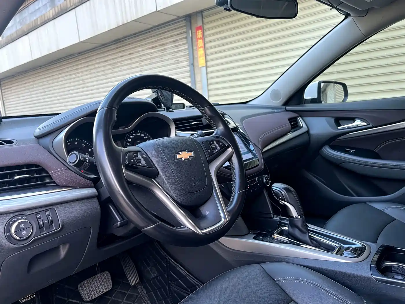 Фото 18 - Chevrolet Malibu
