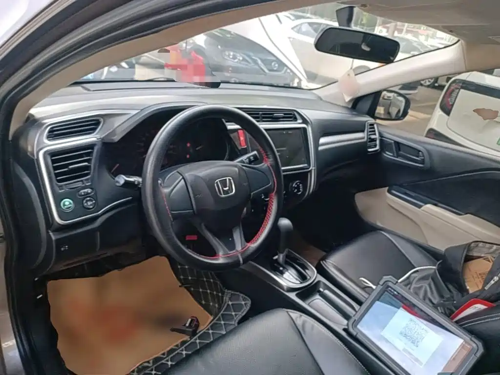 Honda Greiz 2017 2016 1.5L CVT Classic Edition