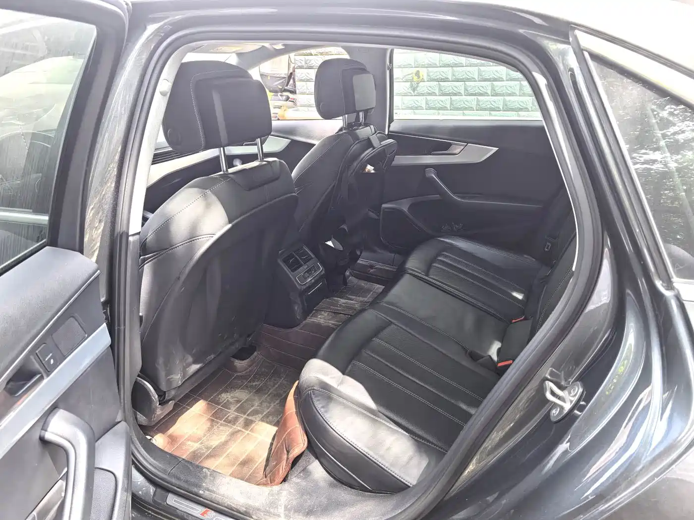 Audi A4L 2020 40 TFSI Fashion Dynamic Edition фото 2