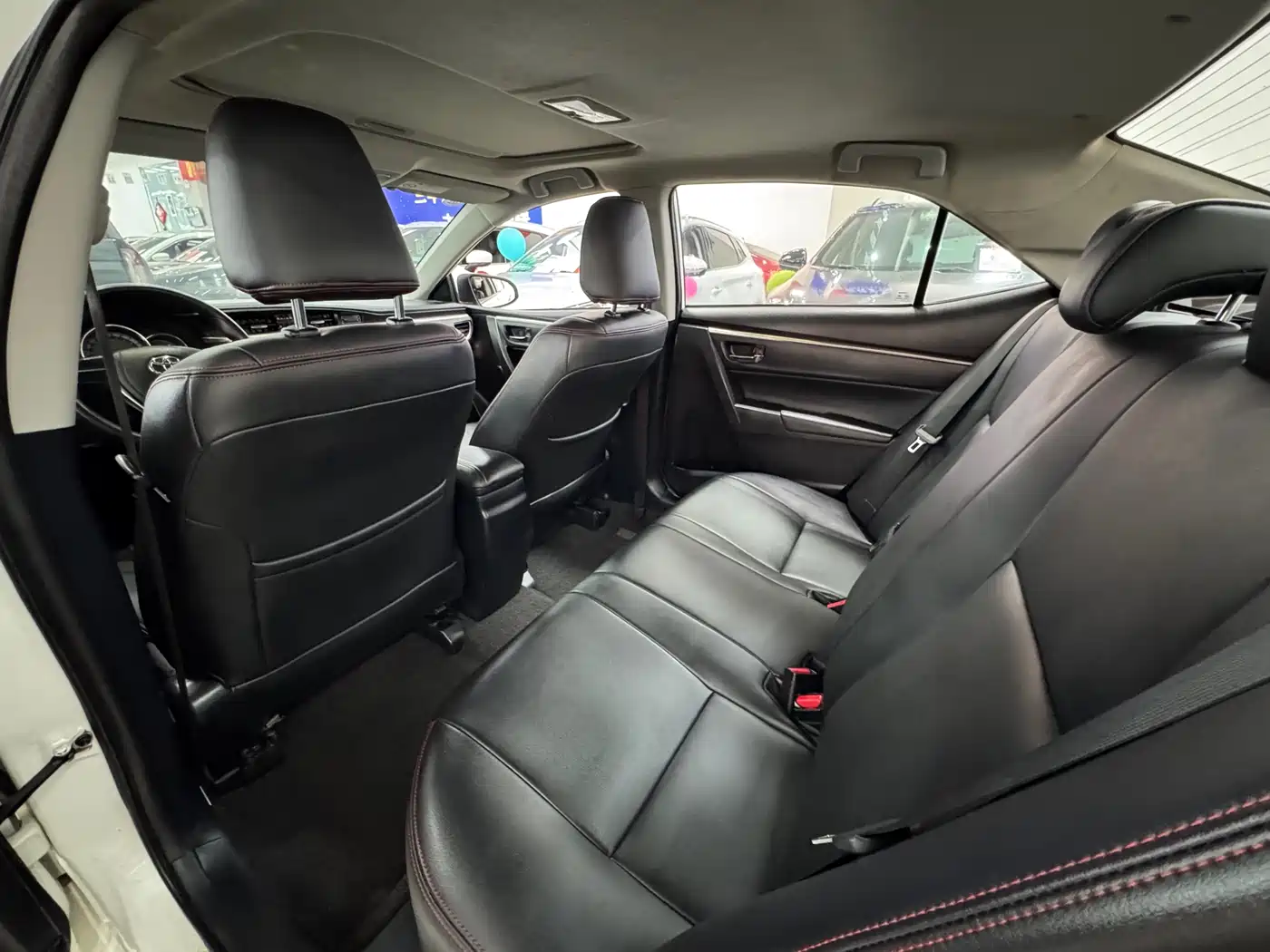 Toyota Levin 2016 1.6G CVT Elite Edition фото 6