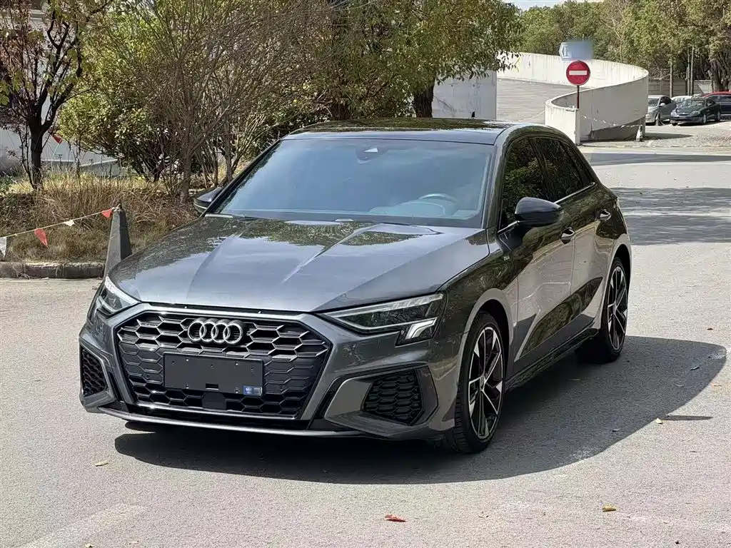 Audi A3 2022 Sportback 35 TFSI Style Sport фото 2
