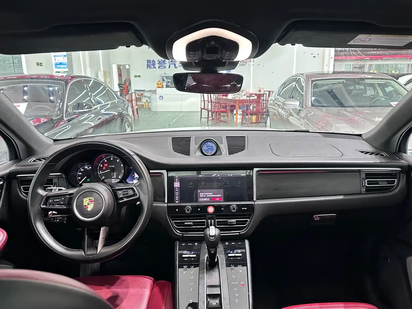Porsche Macan 2023 Macan 2.0T фото 5