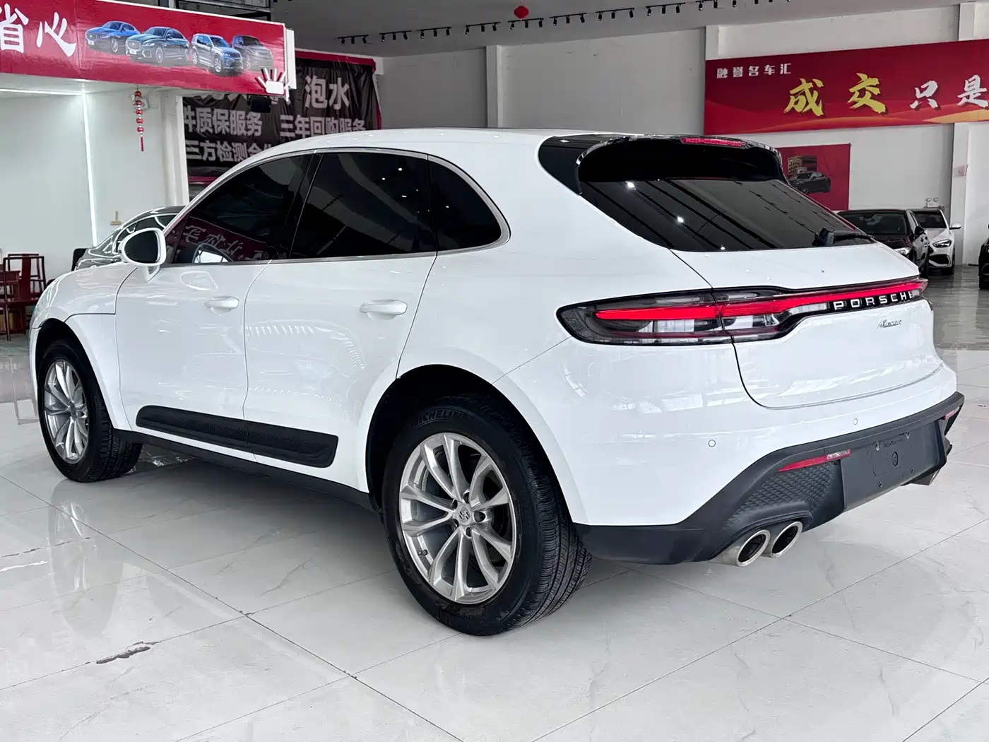 Porsche Macan 2023 Macan 2.0T фото 9