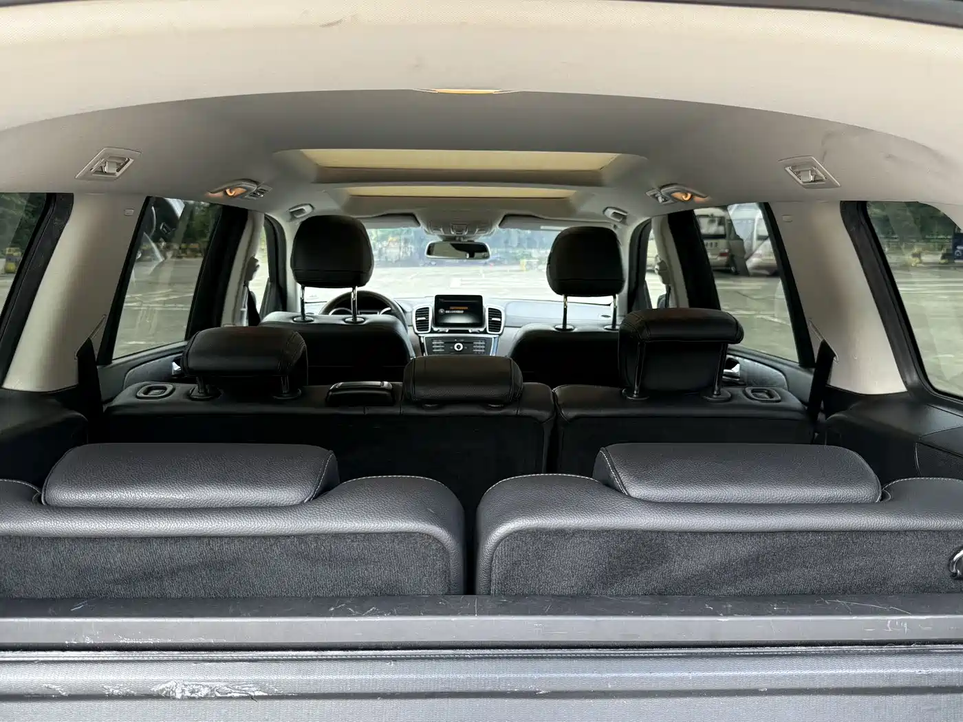Mercedes-Benz GLS 2016 GLS 400 4MATIC Dynamic фото 12