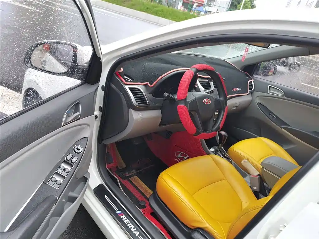 Hyundai Verna 2016 1.4L Automatic Smart GLS фото 16