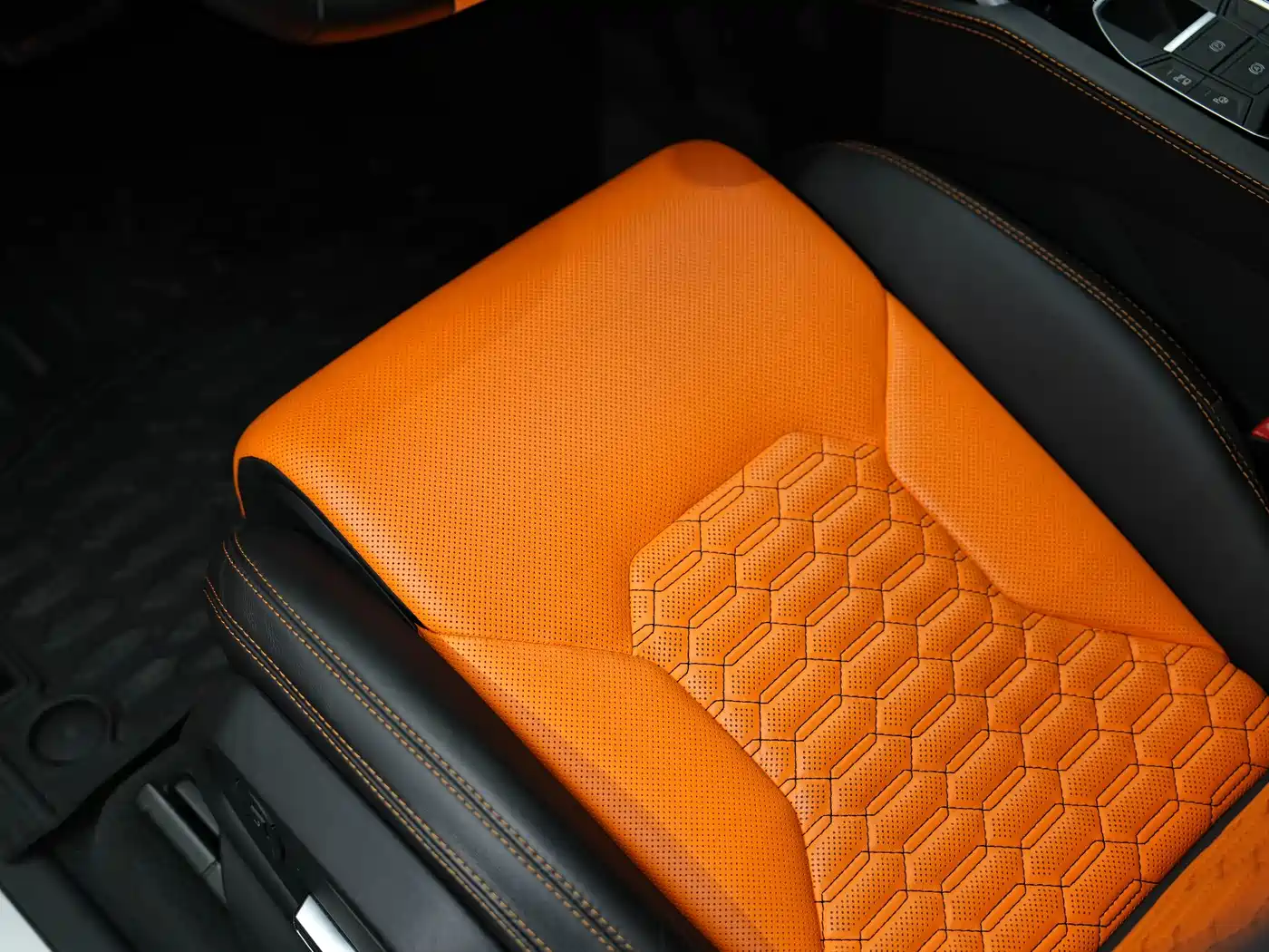 Lamborghini Urus 2021 4.0T V8 фото 23