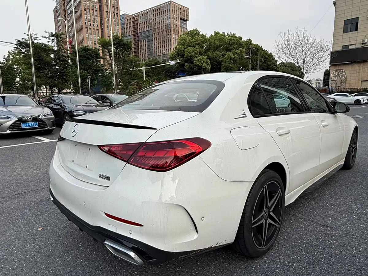 Mercedes-Benz C-Class 2024 C 260 L Night Edition Sport фото 9
