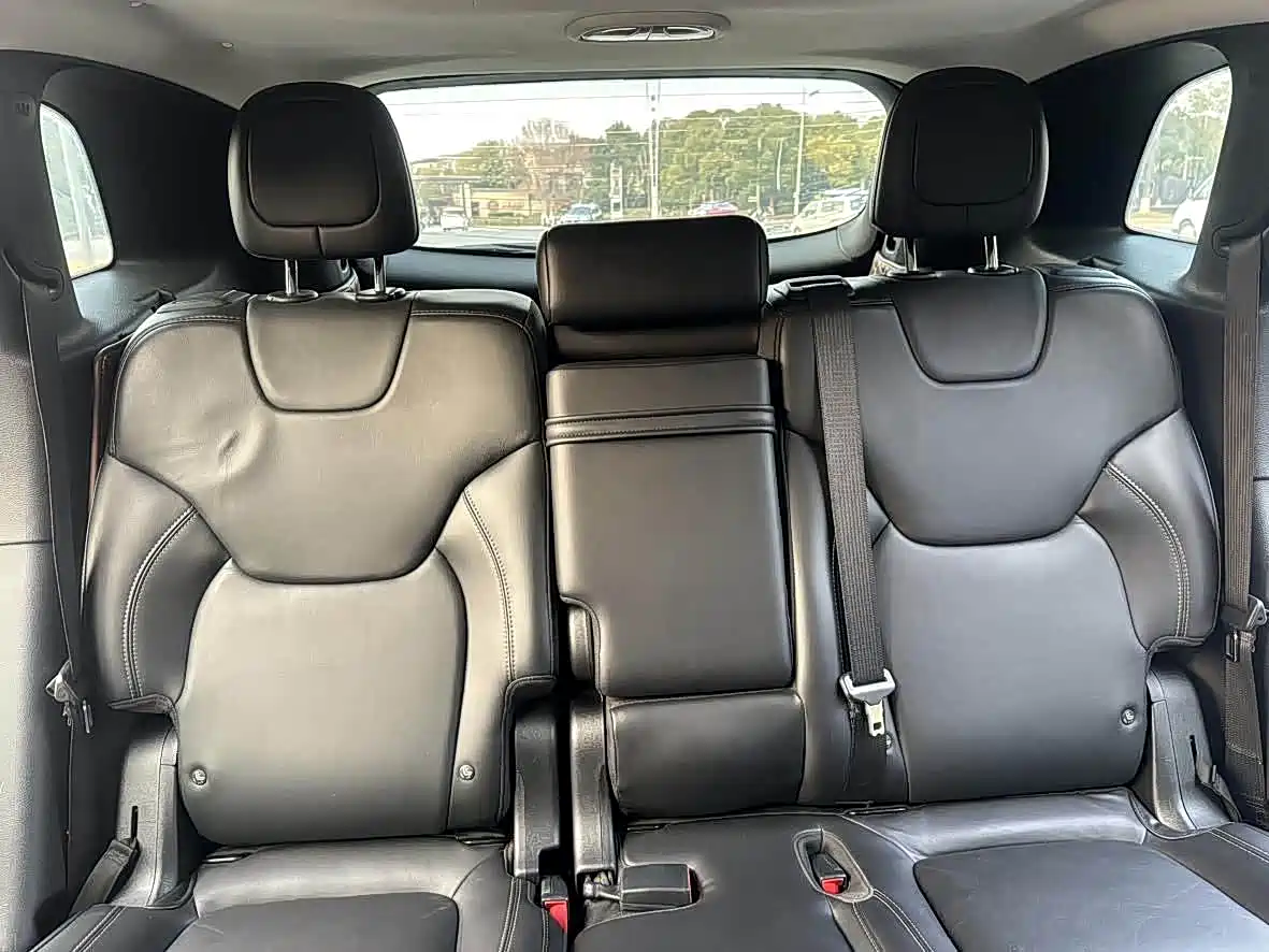 Jeep Cherokee (Import) 2015 2015 2.4L Elite Edition