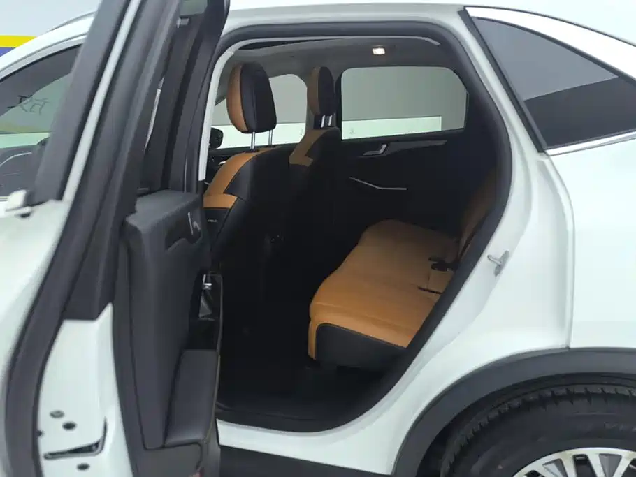 Ford Escape 2021 2020 EcoBoost 245 4WD Premium Edition