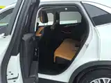 Photo 11 - Ford Escape