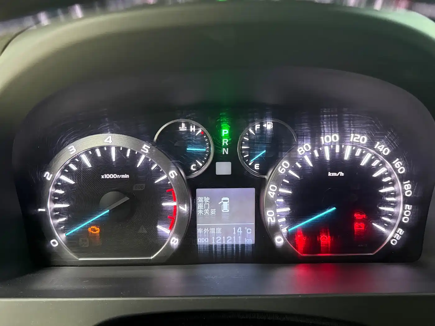 Toyota Alphard 2012 3.5L Luxury Edition фото 4