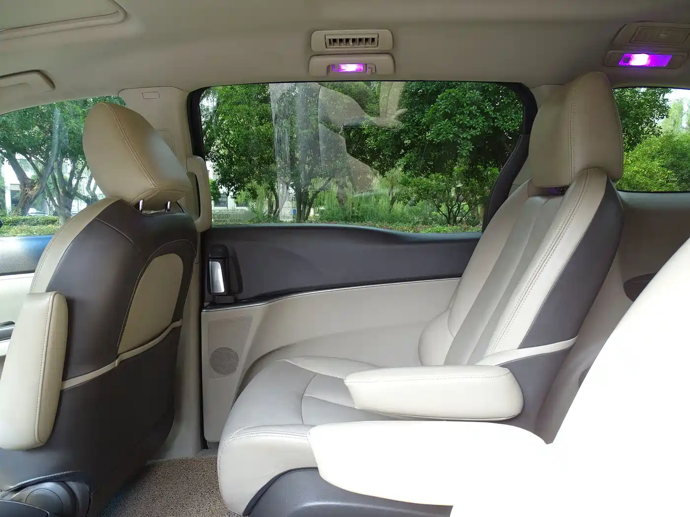 Buick GL8 2011 2011 3.0L XT Luxury Business Flagship