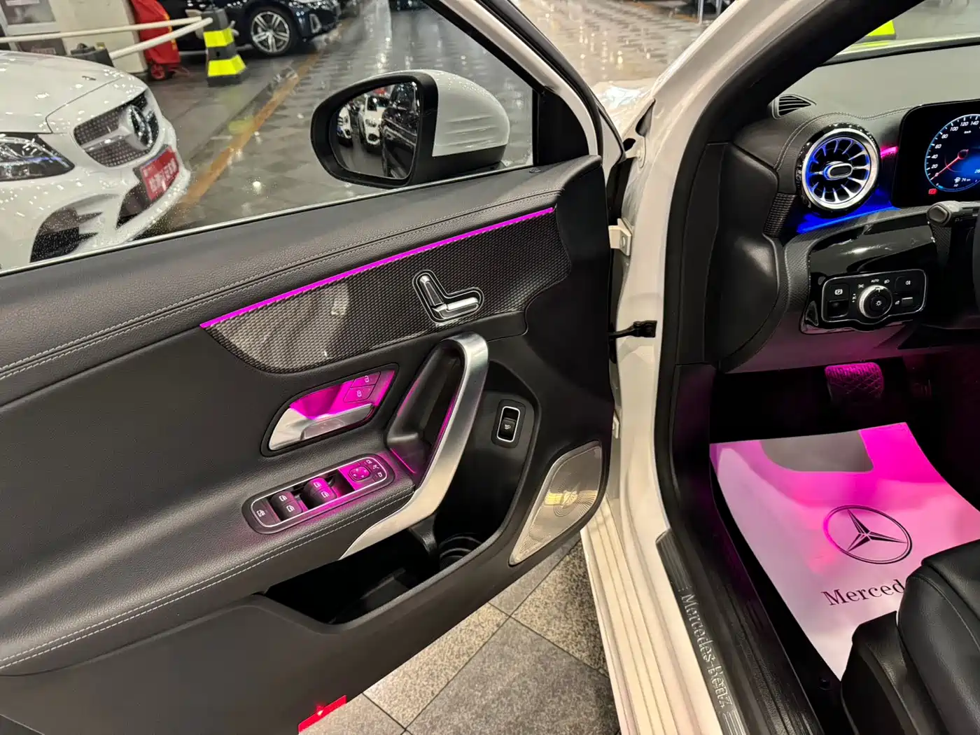 MERCEDES-BENZ A CLASS