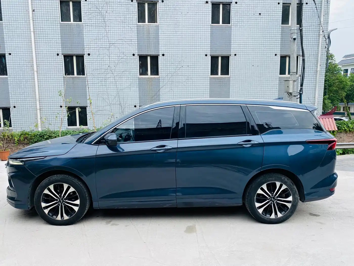 Wuling Motors Wuling Victory 2021 2020 Model 1.5T CVT Flagship First Class