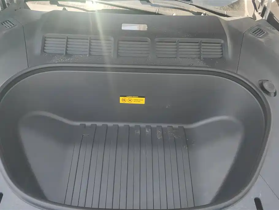 Xiaomi Auto Xiaomi YU7 2025 Extended Range RWD Edition фото 10