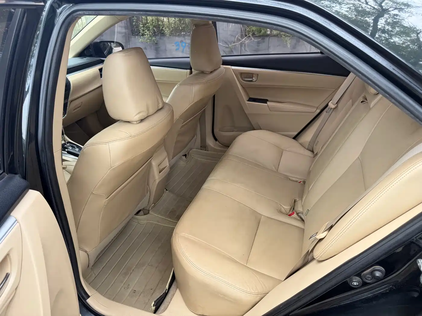 Фото 8 - Toyota Corolla