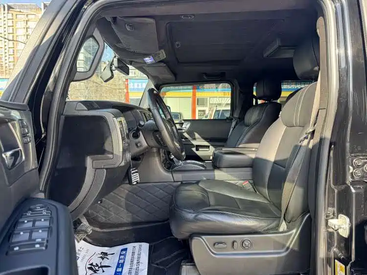 Hummer H2 2013 2008 Model 6.2 AT