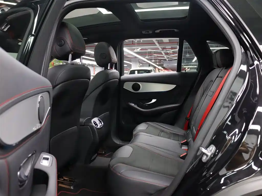 Mercedes-Benz GLC AMG 2017 AMG GLC 43 4MATIC фото 19