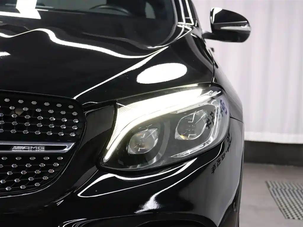 Mercedes-Benz GLC AMG 2017 AMG GLC 43 4MATIC фото 22