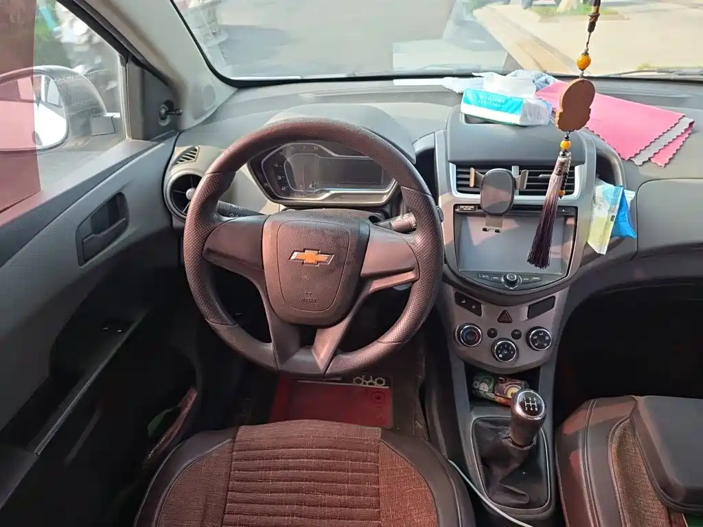 Chevrolet Aveo 2014 2014 Hatchback 1.4SL MT Comfort Edition