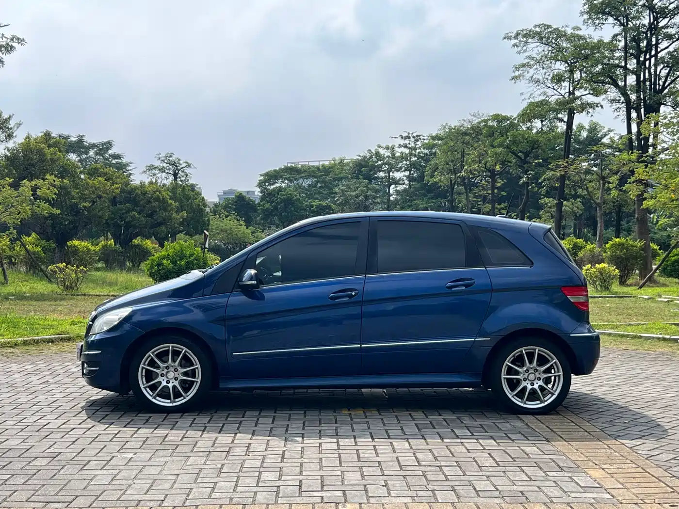 Mercedes-Benz B-Class 2009 B 200 Fashion фото 4