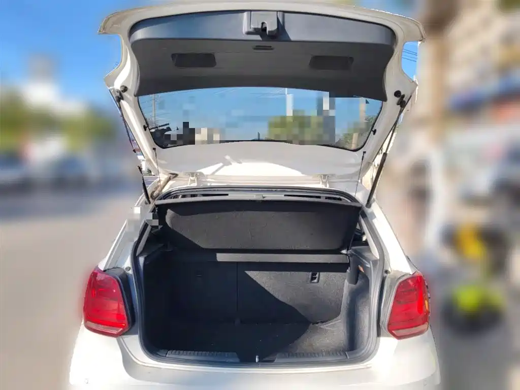 Volkswagen Polo 2018 1.5L Auto Comfort фото 10