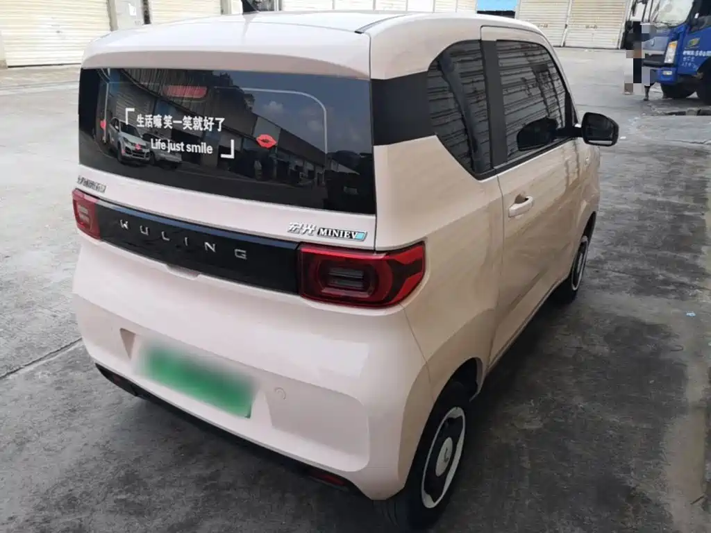 Фото 7 - Wuling Motors Hongguang MINIEV
